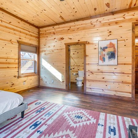 Smokey'S Paradise By Avantstay Sleeps 22 Pool เซอเวียร์วีล ภายนอก รูปภาพ
