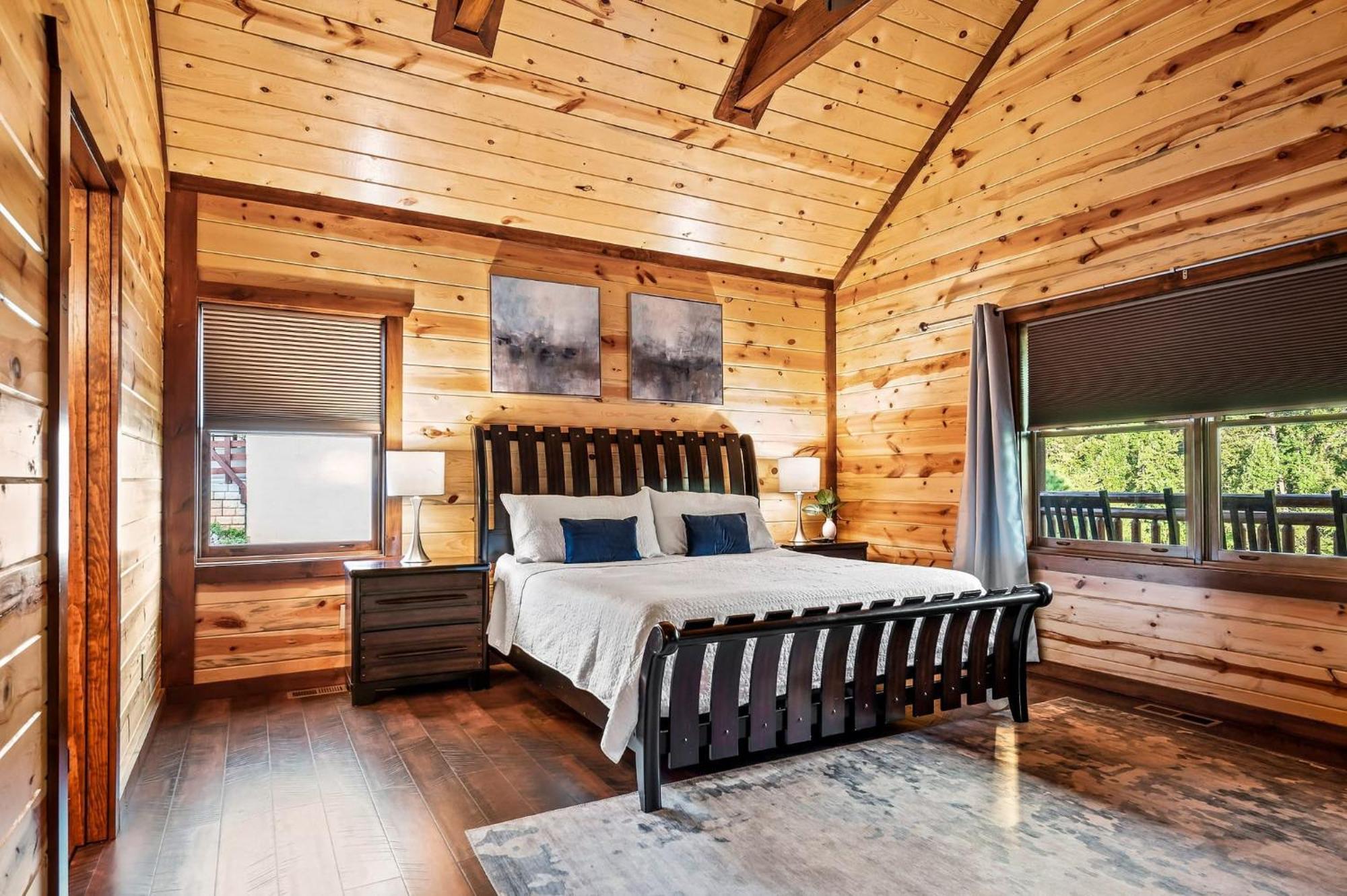 Smokey'S Paradise By Avantstay Sleeps 22 Pool เซอเวียร์วีล ภายนอก รูปภาพ